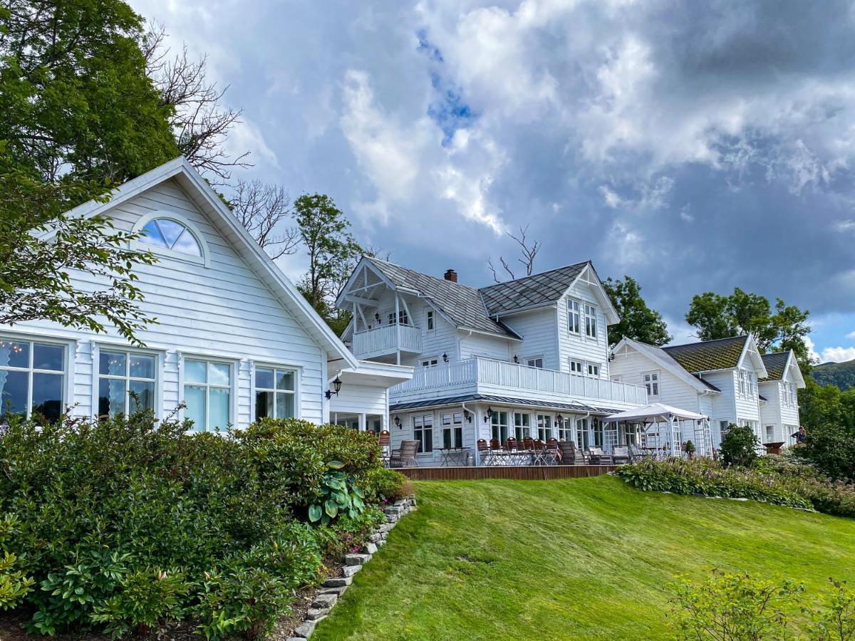 Haaheim Gaard Hotel Uggdal Exterior photo